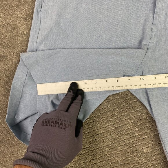 Travis Mathew Shorts Men's 36 Blue Stretch - Picture 11 of 11